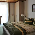 Gasthof-pension Zum Haugstein - Familie Eder 3* אנגלהרטצל