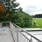 בית הארחה Gasthof-pension Zum Haugstein - Familie Eder