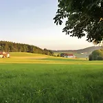 Gasthof-pension Zum Haugstein - Familie Eder Engelhartszell