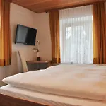 Gasthof-pension Zum Haugstein - Familie Eder 3*