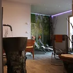 Gasthof-pension Zum Haugstein - Familie Eder Vendégház Engelhartszell