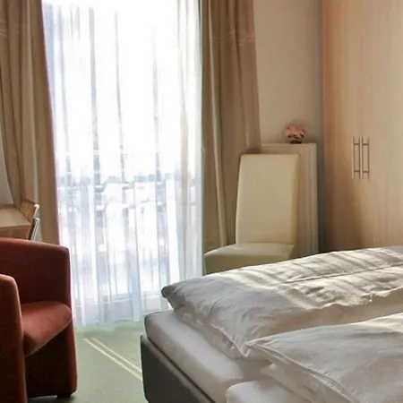 Gasthof-pension Zum Haugstein - Familie Eder 3* Энгельхартсцелль