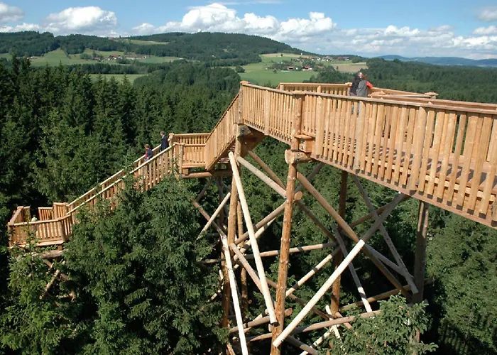 Guest house Gasthof-pension Zum Haugstein - Familie Eder Engelhartszell