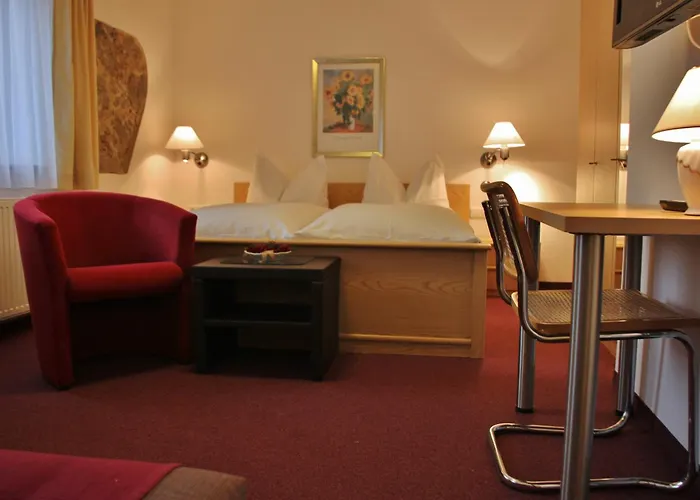 Gasthof-pension Zum Haugstein - Familie Eder Guest house