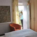 Gasthof-pension Zum Haugstein - Familie Eder 게스트하우스 엔젤하르츠젤