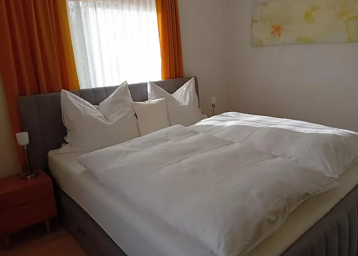 Gasthof-pension Zum Haugstein - Familie Eder بيت ضيافة