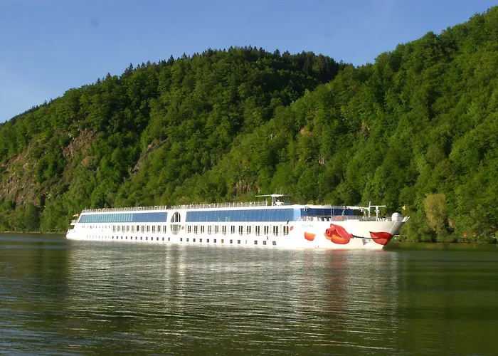 بيت ضيافة Gasthof-pension Zum Haugstein - Familie Eder إنغليهارتزيل